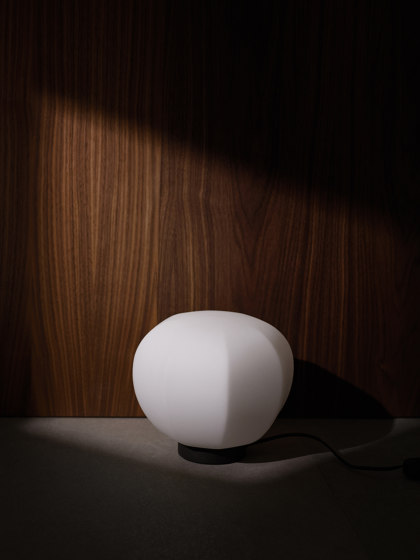 Persimon table lamp | Lampade tavolo | Fogia