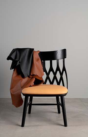 Y5 Armchair Ash Blonde | Chairs | Hans K
