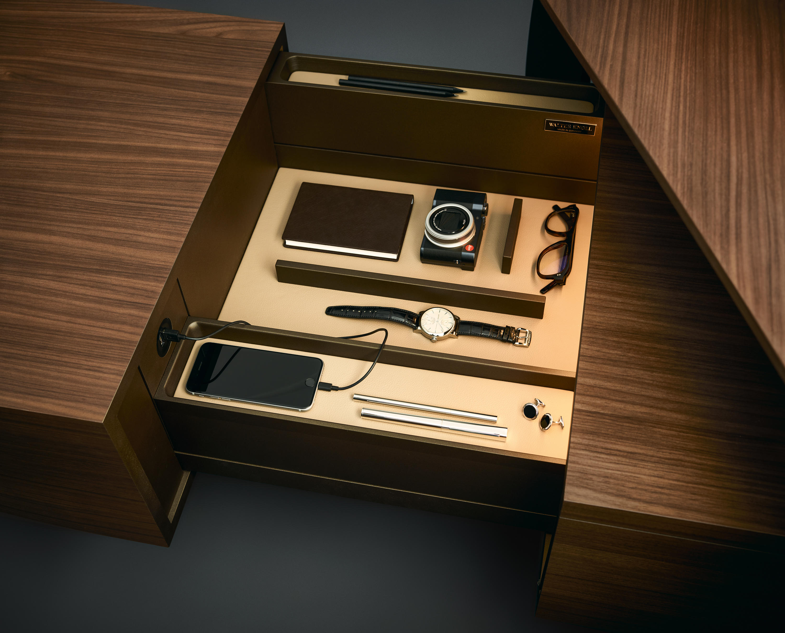 TAMA DESK Desks from Walter Knoll Architonic