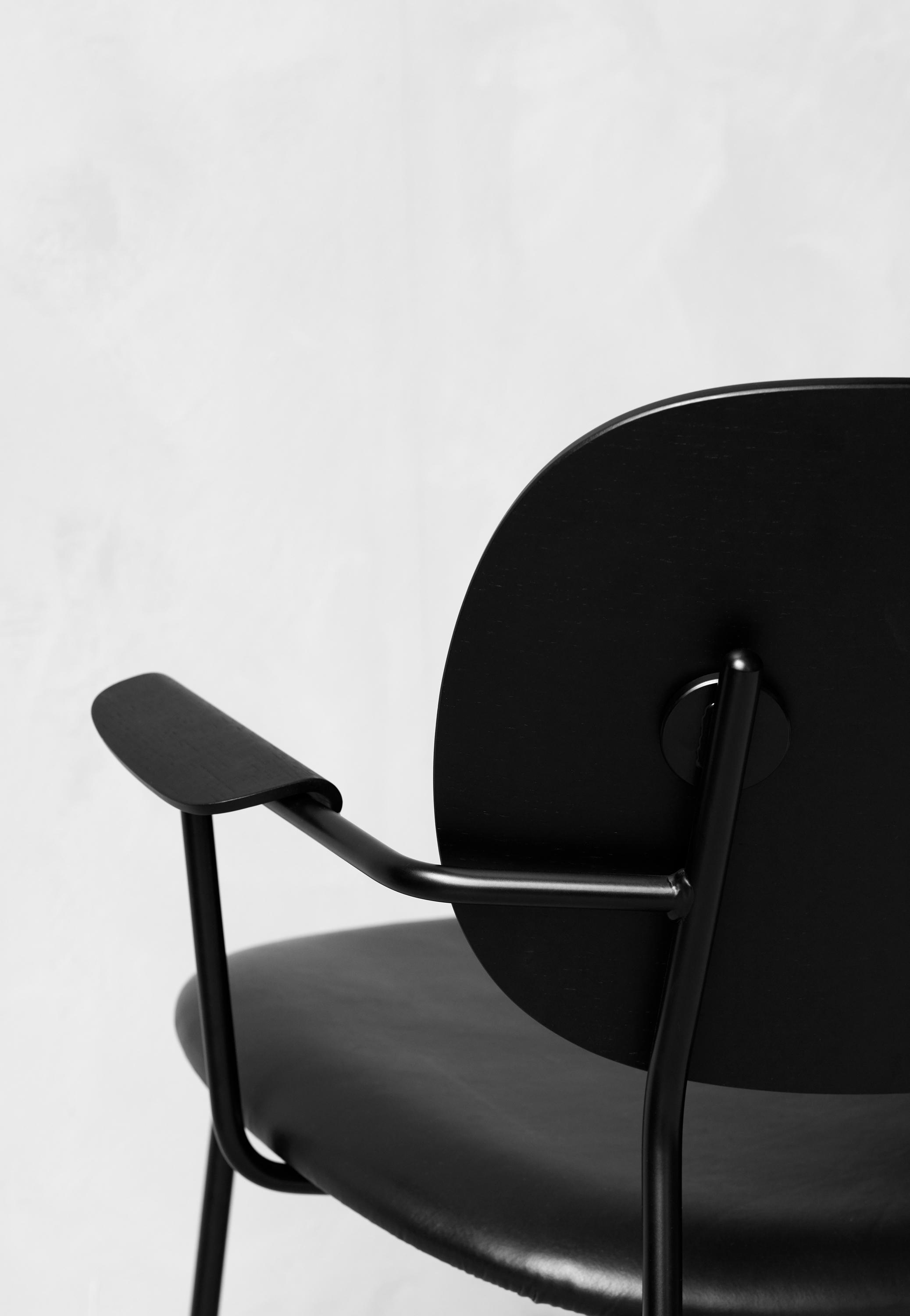 Co Lounge Chair Black Base Black Oak Dakar 0842