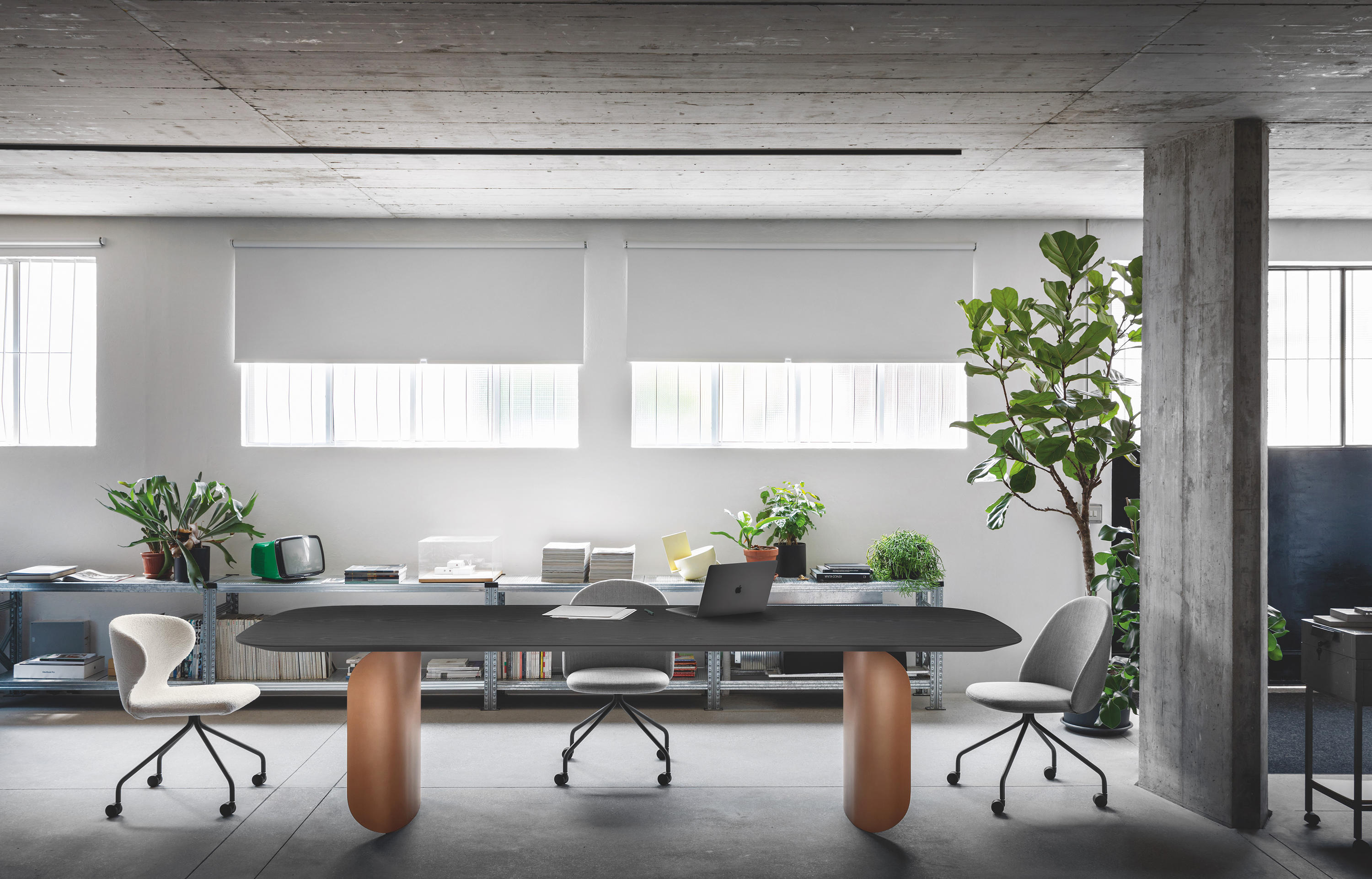 BARRY Dining tables from miniforms Architonic