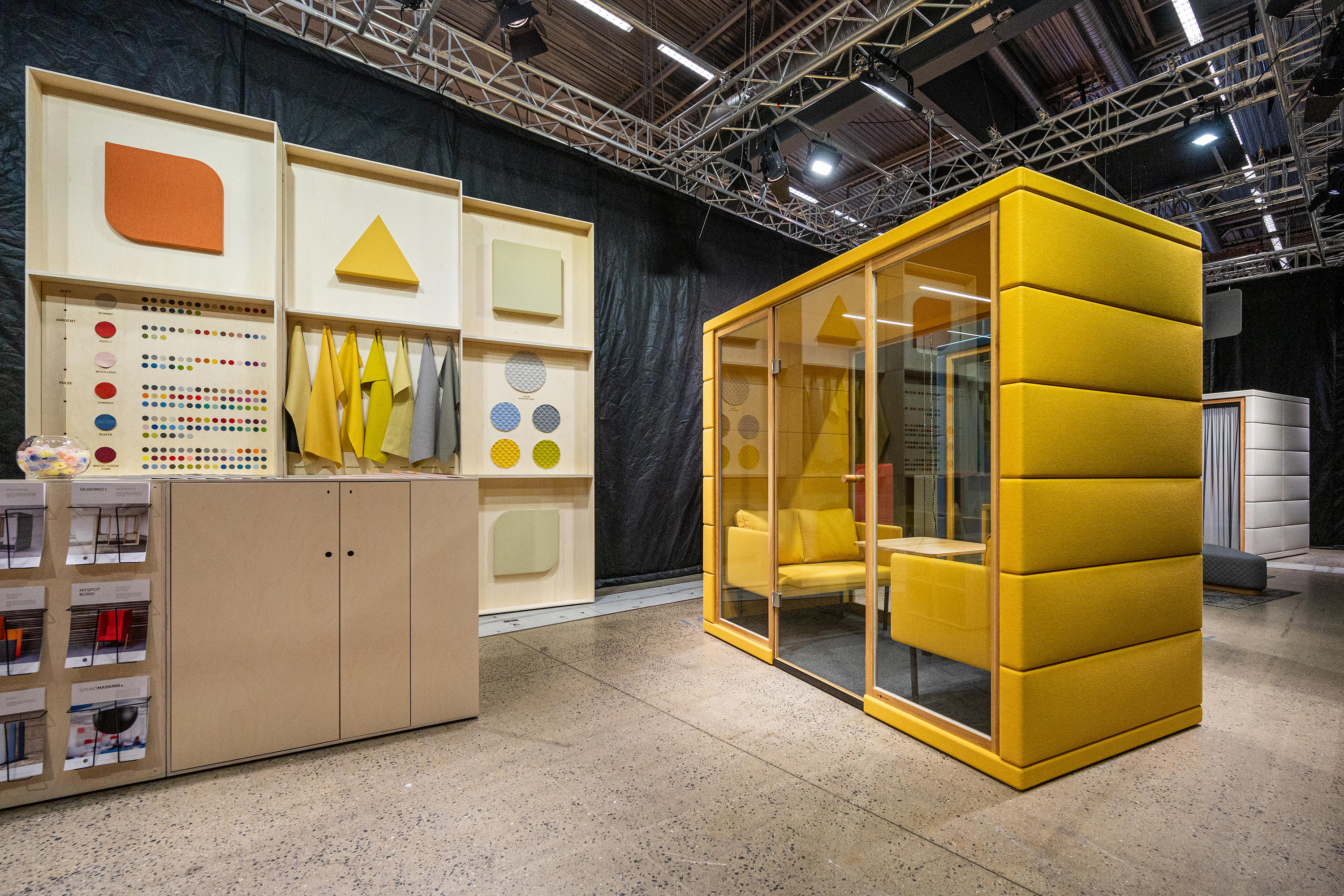 Microoffice Quadrio I & designer furniture Architonic