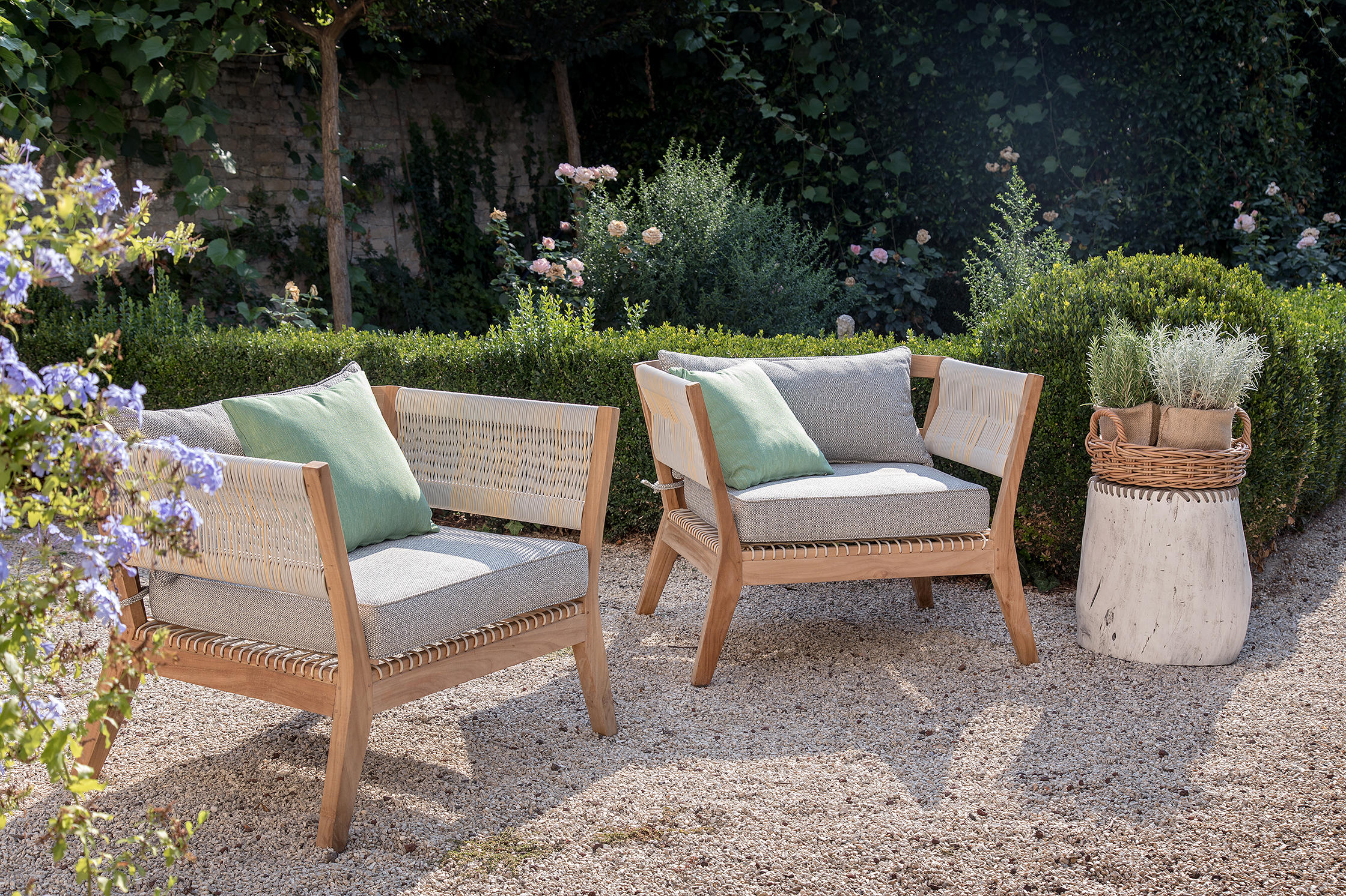 Milly Lounge Chair & designer furniture | Architonic