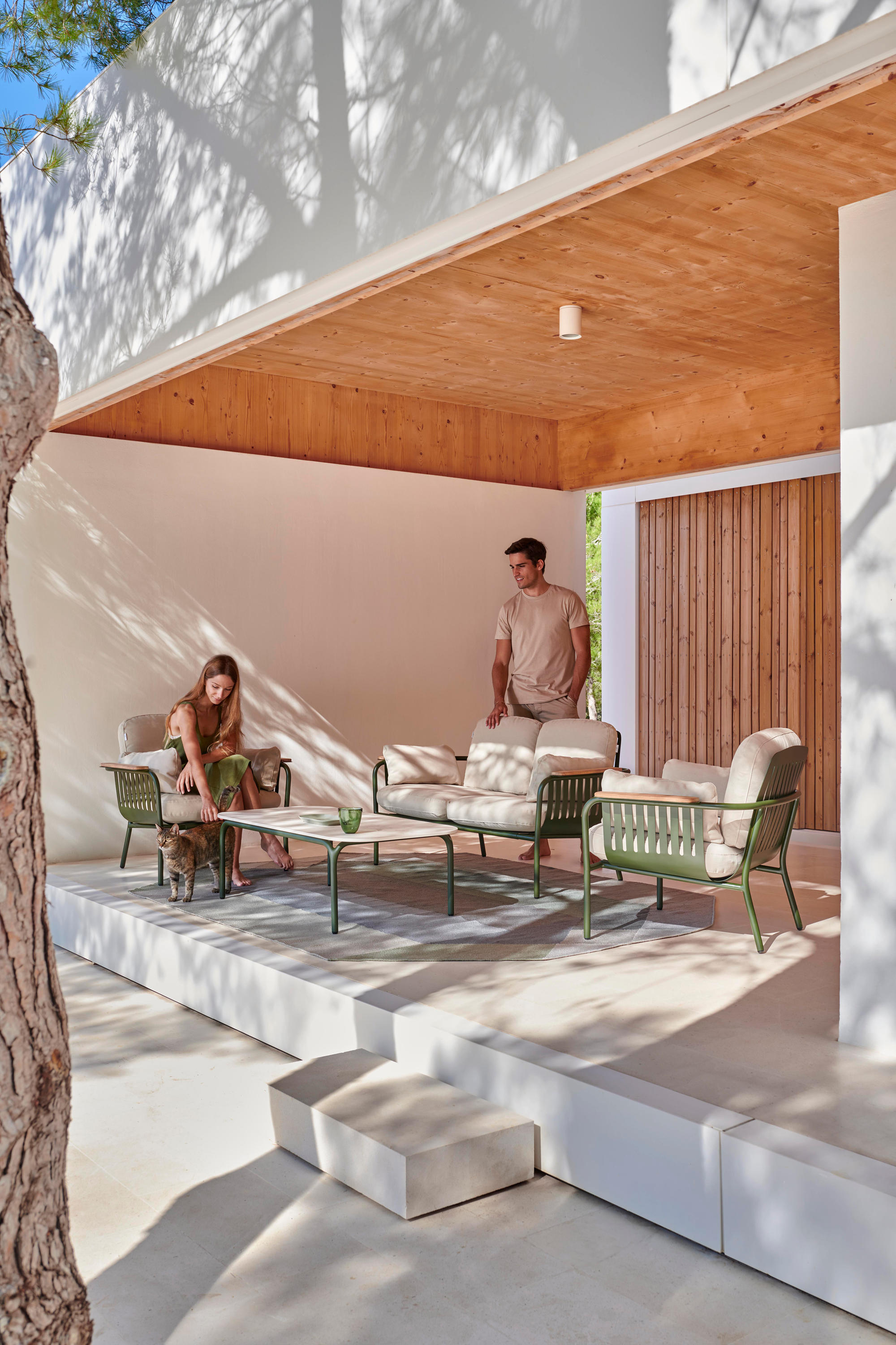 Capa Lounge Chair & designer furniture Architonic