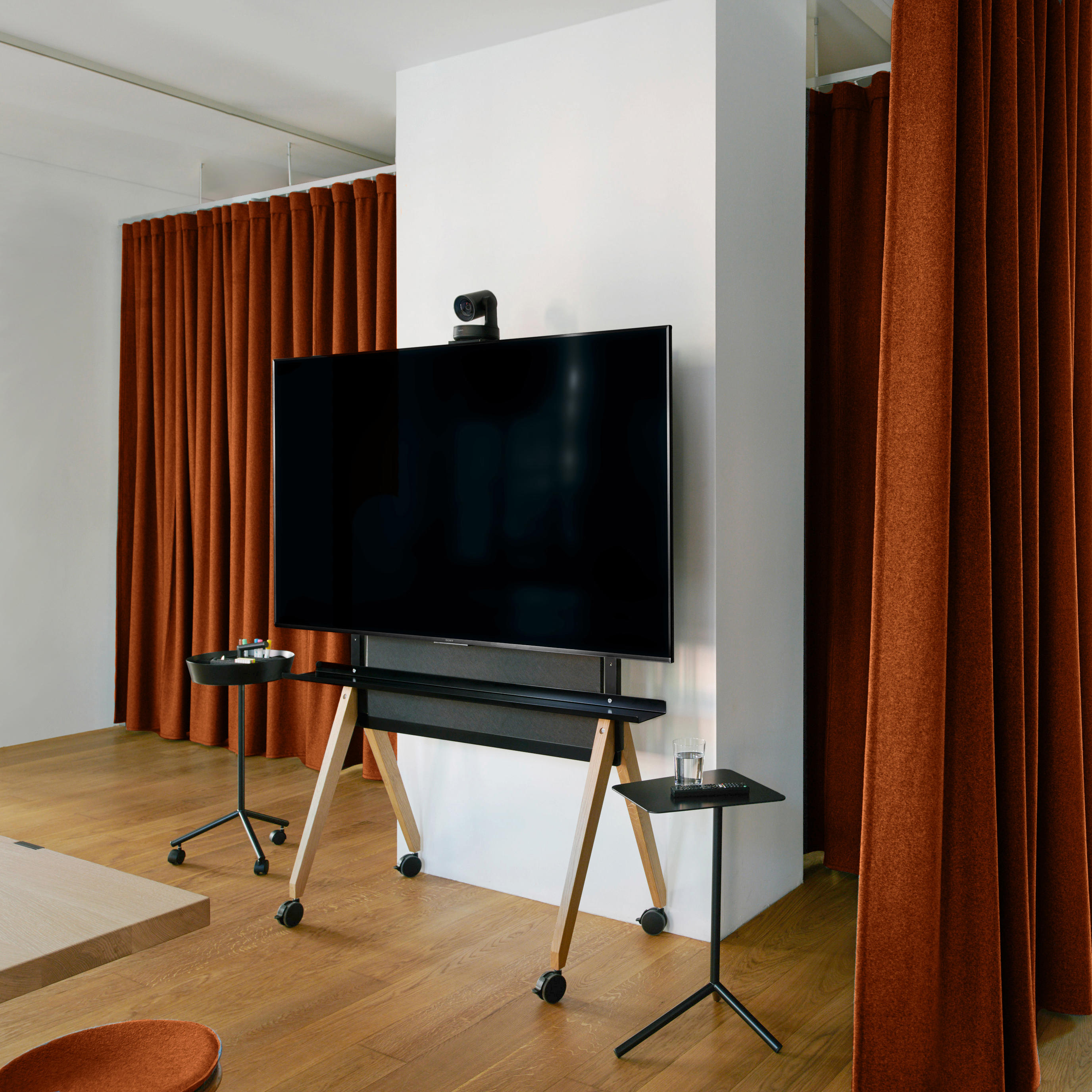 Line Up Mobile Workstation Architonic