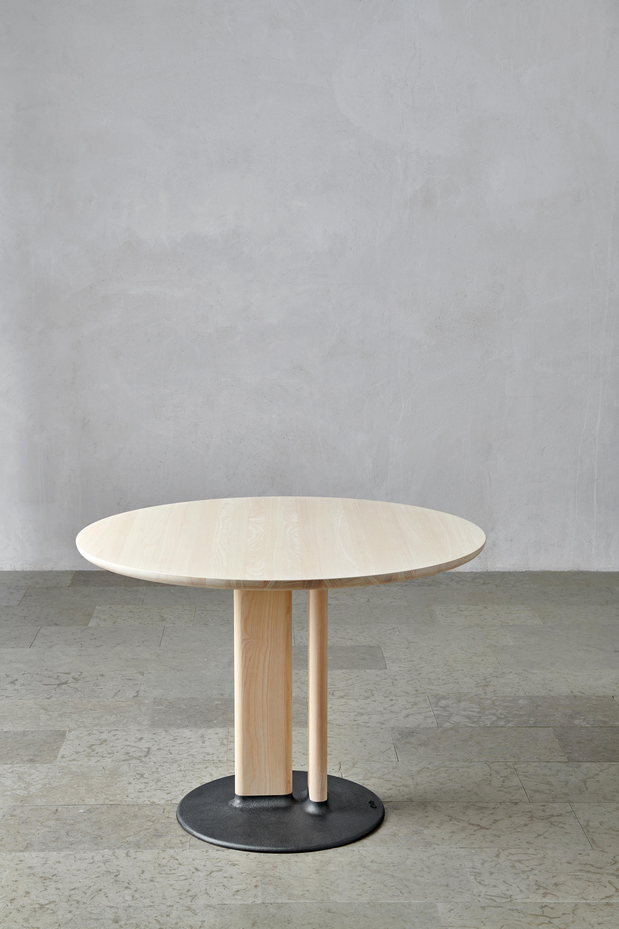 STAM Table 90x90