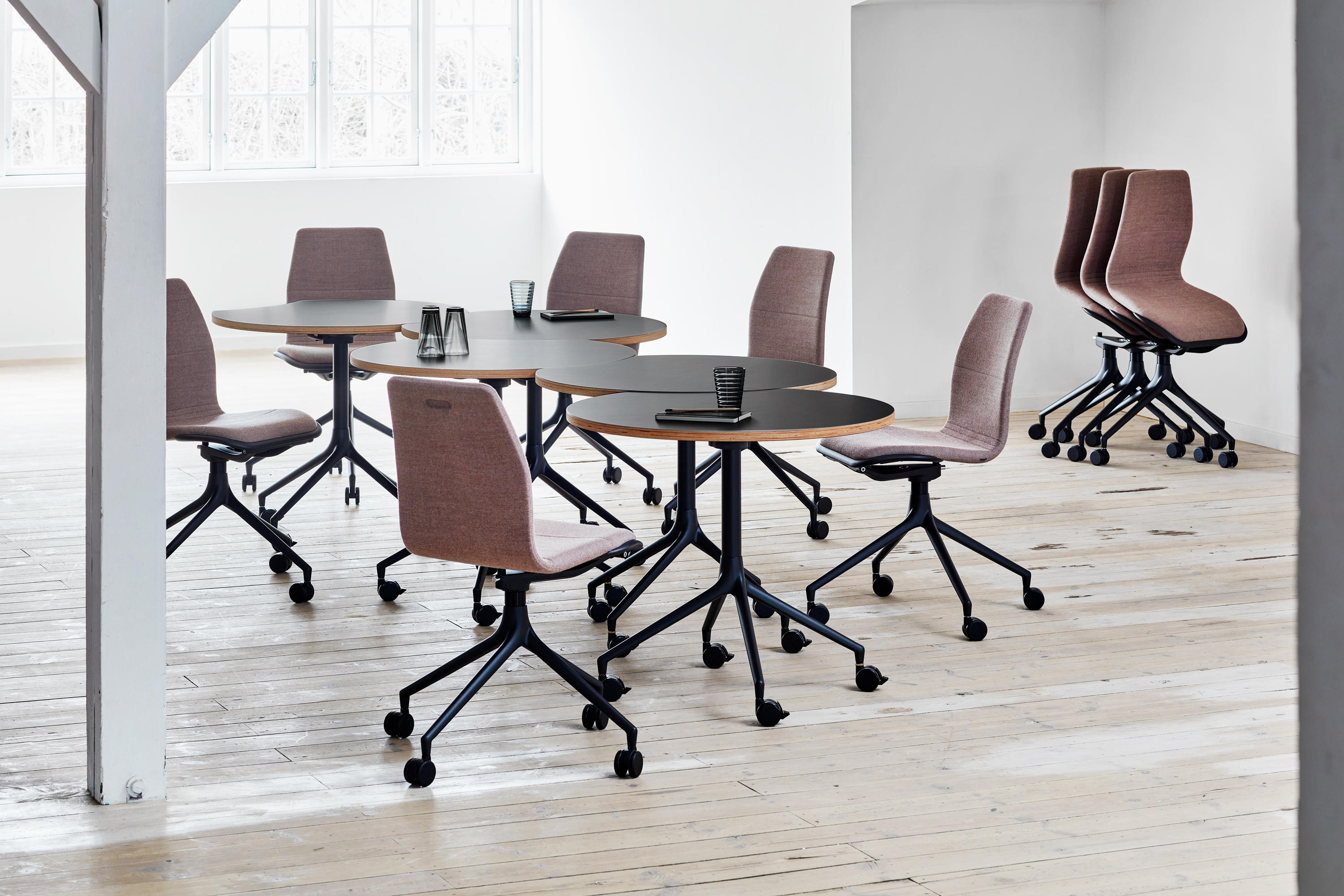 AS500 TABLE Standing tables from HOWE Architonic