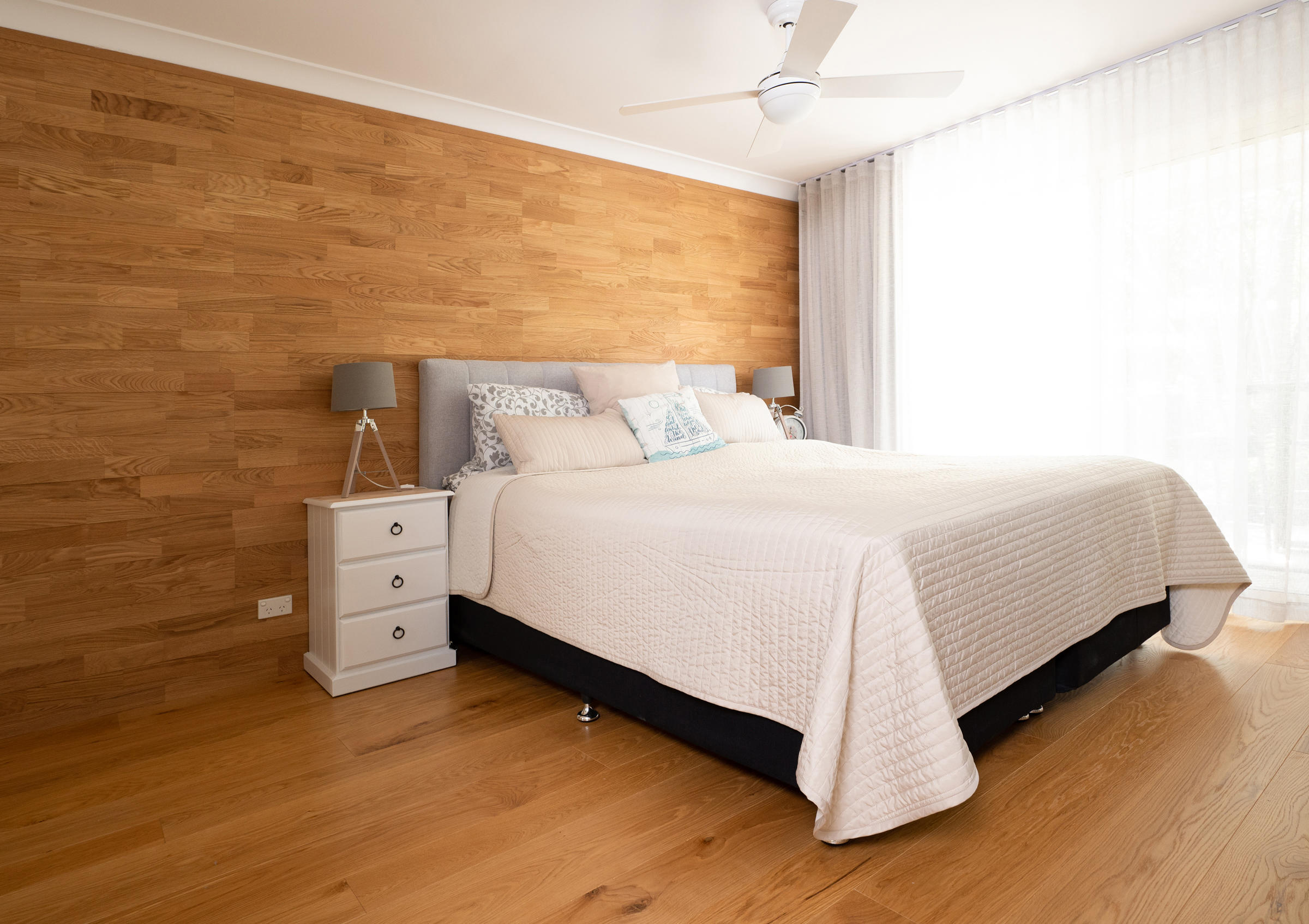 Ardyn Acacia Wood - 150 & 200cm