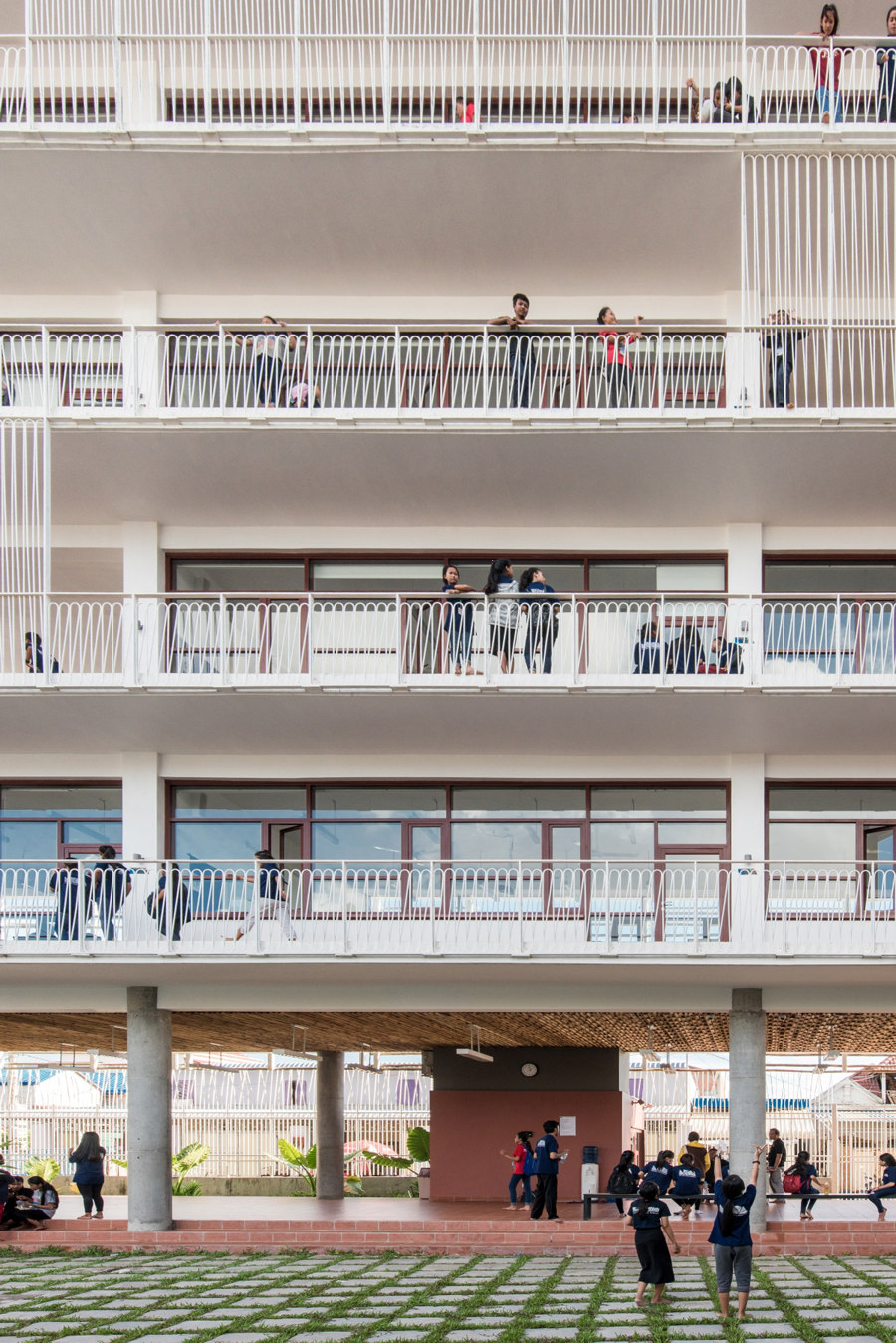 Neeson Cripps Academy di COOKFOX Architects | Scuole