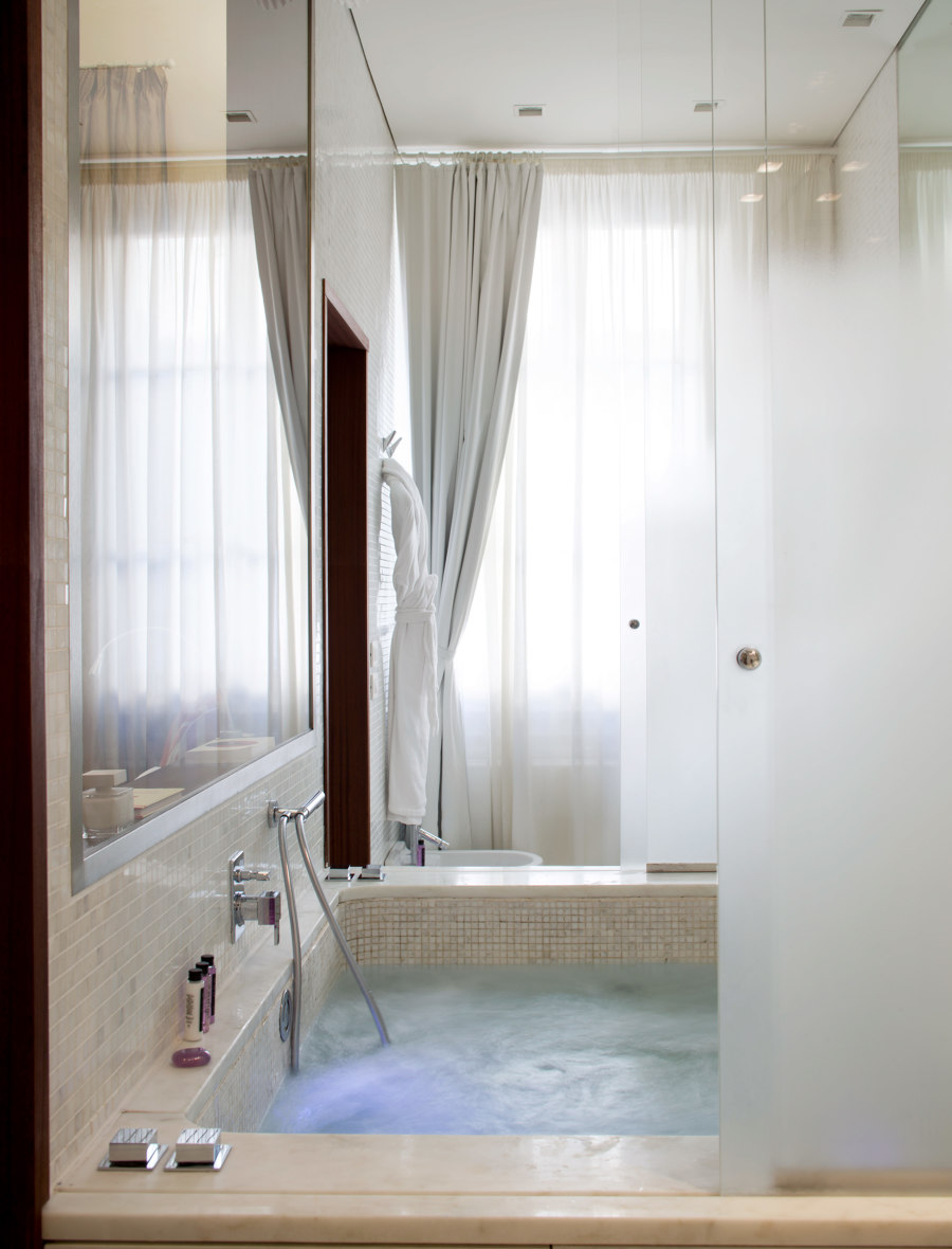 Domux Home by Pierattelli Architetture | Hotel interiors