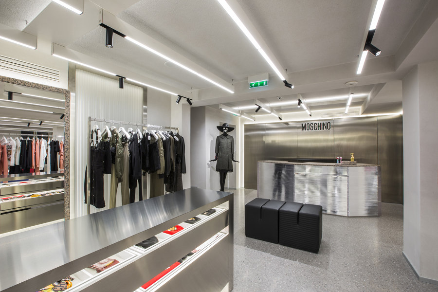 Moschino Showroom de Fabio Ferrillo | Diseño de tiendas