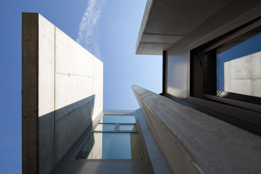 SWISS HOUSE XXXIV di Davide Macullo Architects | Case unifamiliari