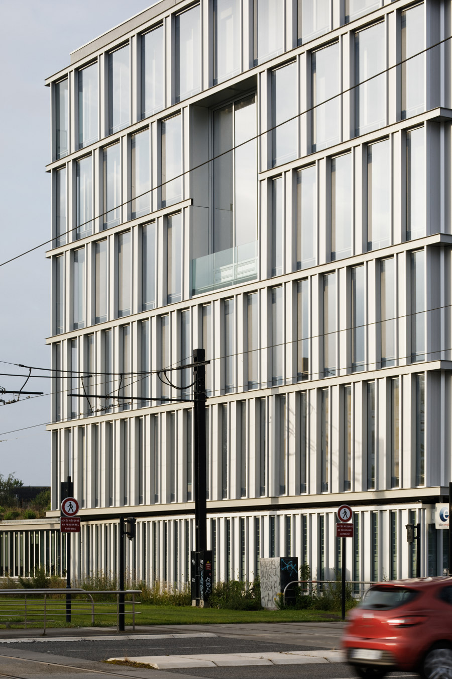 Nantes Haluchère by Thibaud Babled Architectes Urbanistes | Office buildings