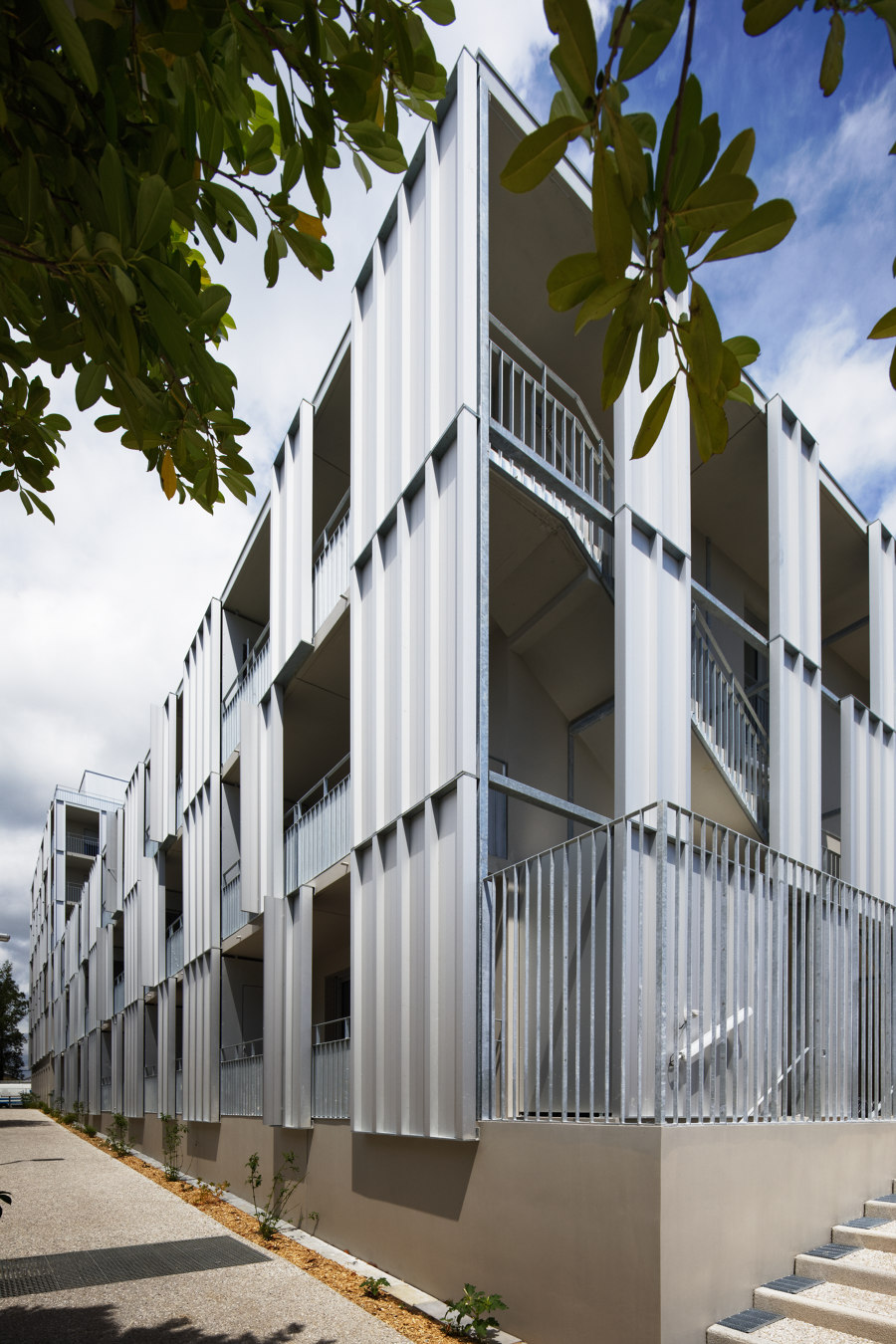 Nantes Haluchère di Thibaud Babled Architectes Urbanistes | Edifici per uffici