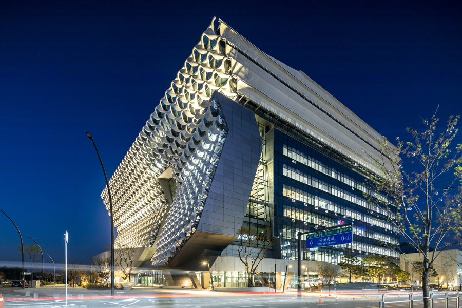 Kolon One & Only Tower von Morphosis Architects | Bürogebäude