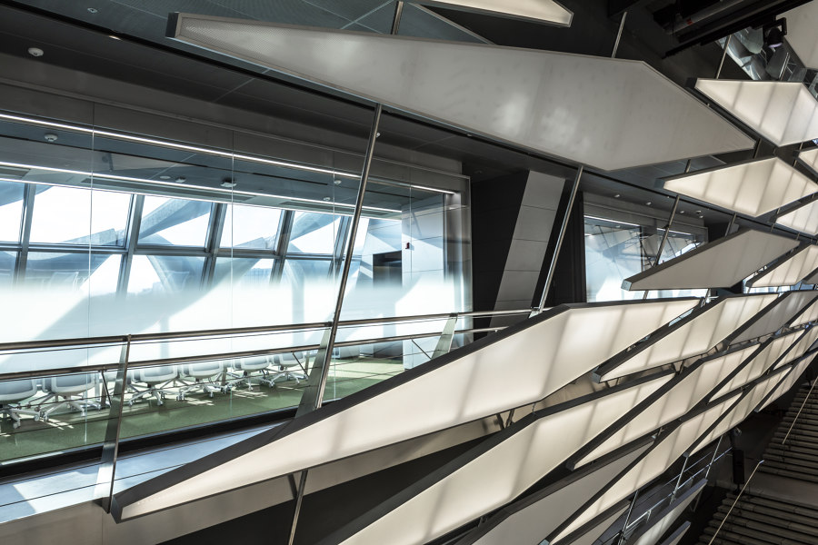 Kolon One & Only Tower de Morphosis Architects | Edificio de Oficinas