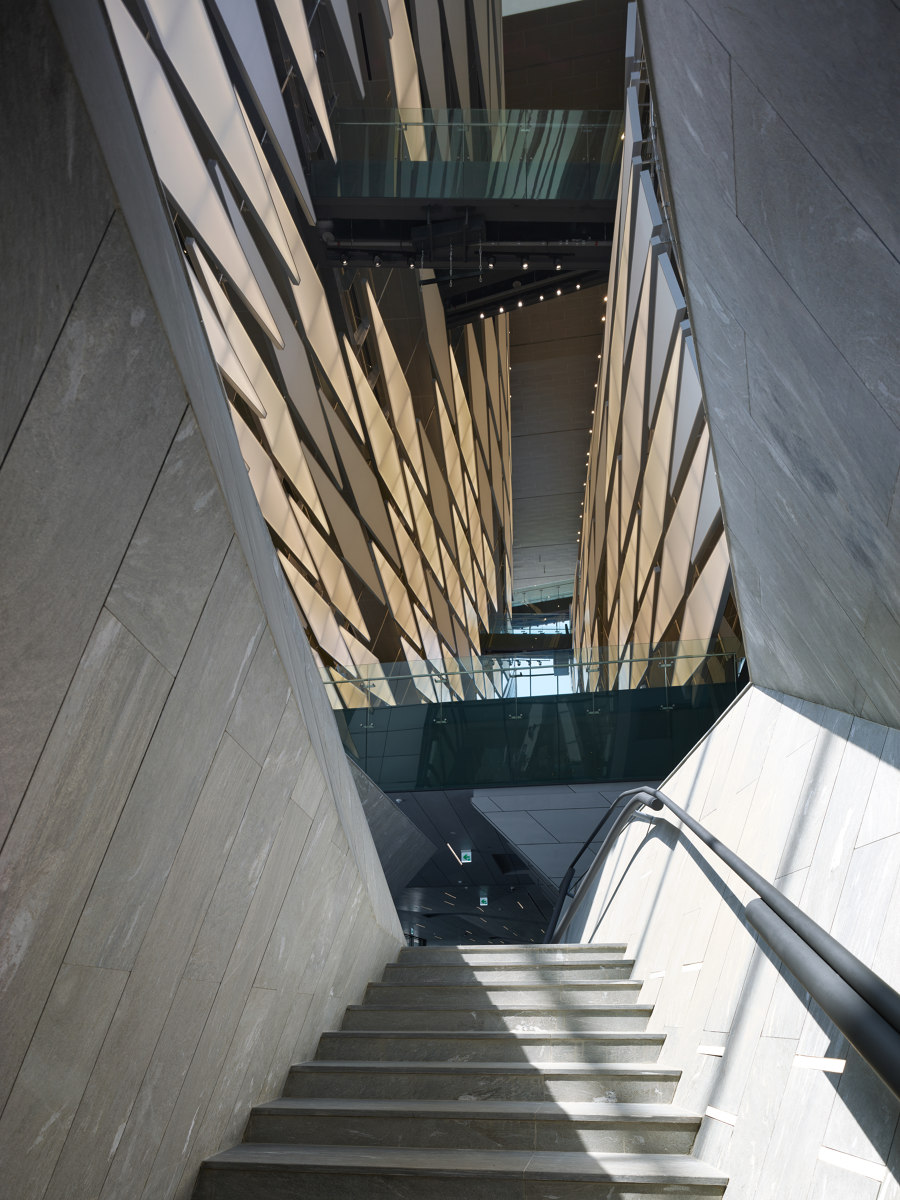 Kolon One & Only Tower by Morphosis Architects | Office buildings