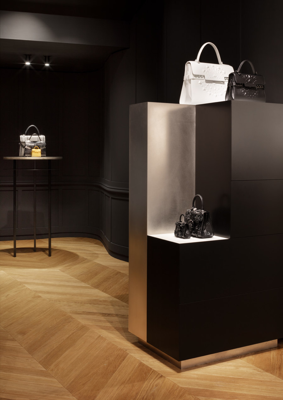 Delvaux New Bond Street by Vudafieri-Saverino Partners | Shop interiors