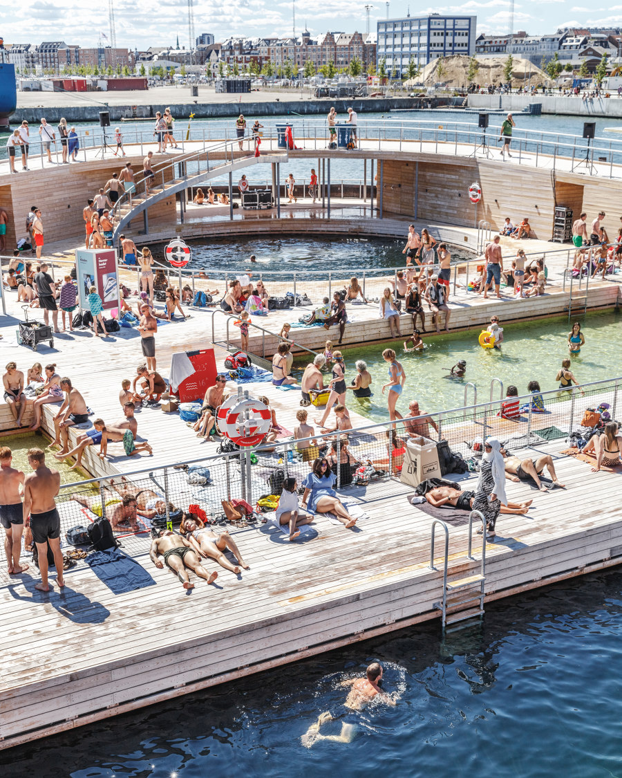 Aarhus Harbor Bath de BIG / Bjarke Ingels Group | Piscines en plein air