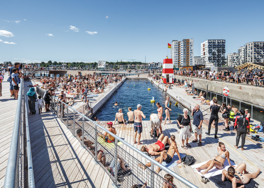 Aarhus Harbor Bath di BIG / Bjarke Ingels Group | Piscine all'aperto