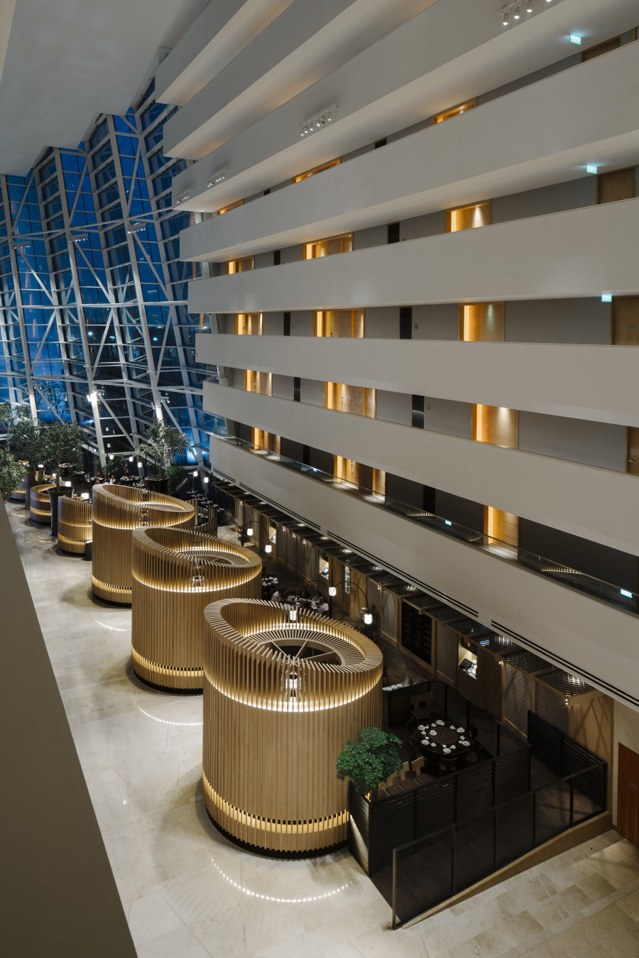 Blossom, Marina Bay Sands Hotel de Brewin Design Office | Intérieurs de restaurant