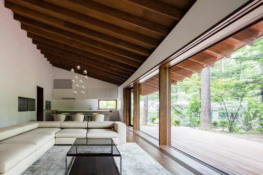 Four Leaves Villa by KIAS (Kentaro Ishida Architects Studio) | Detached houses