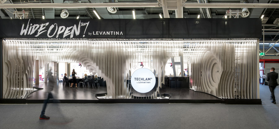 Stand Levantina Cersaie 2017 by Rocamora Arquitectura | Trade fair stands