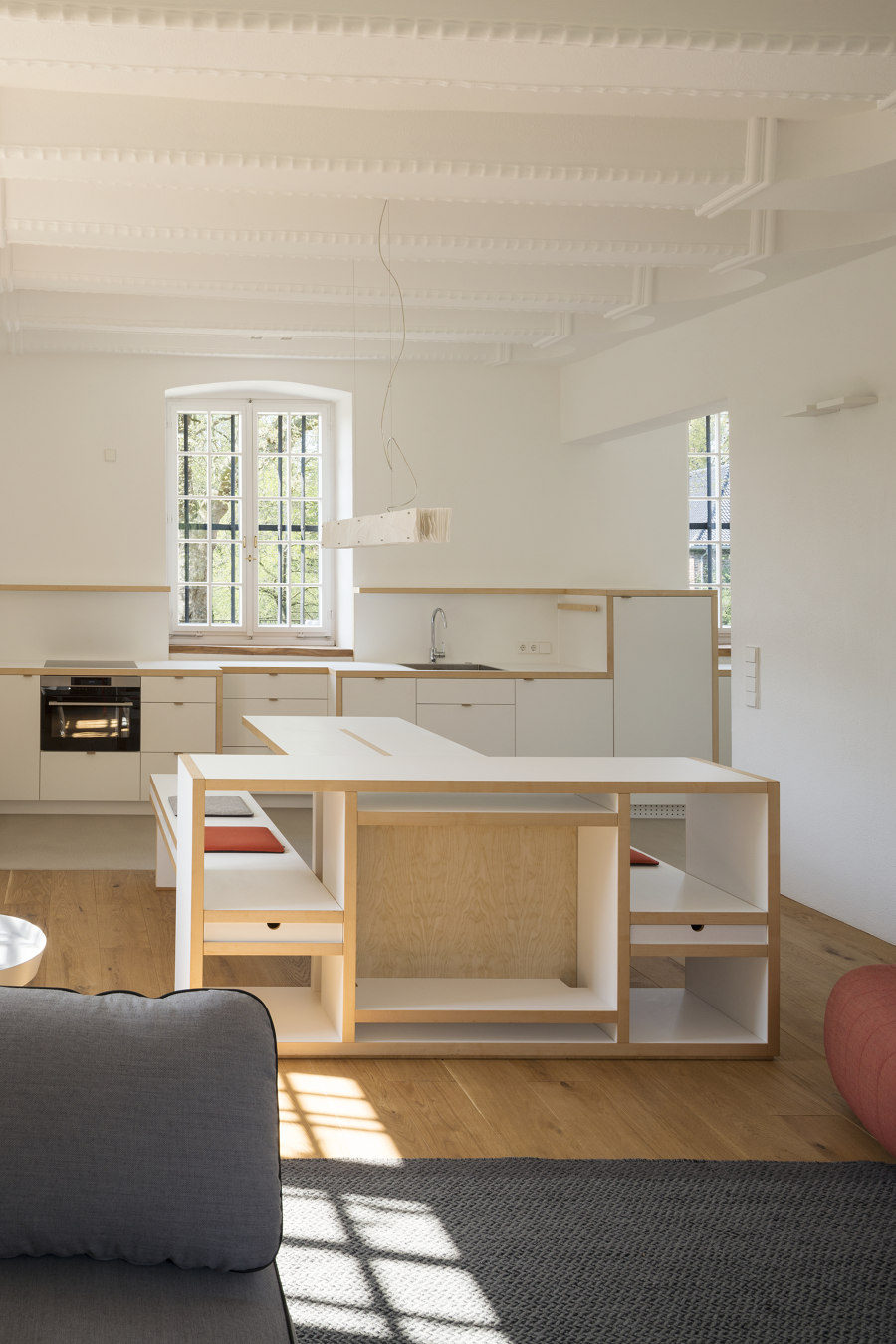 Living for a While di lüderwaldt architekten | Locali abitativi