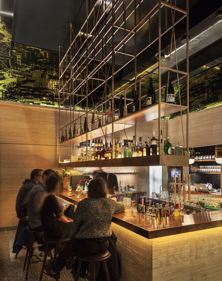 Hotel DAS TRIEST, PORTO Bar di BEHF Architects | Caffetterie - Interni