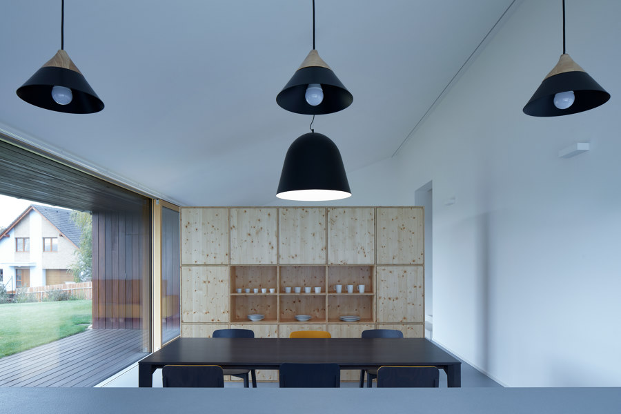 Family house in Litvínovice di Atelier 111 architekti | Case unifamiliari