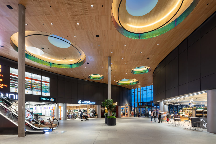Shopping Mall WEZ de BEHF Architects | Diseño de tiendas