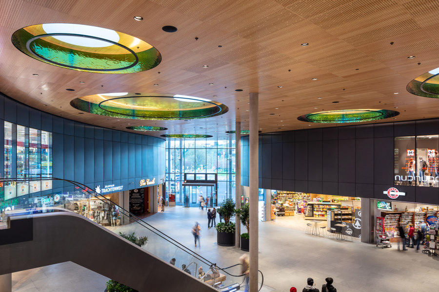 Shopping Mall WEZ | Shop interiors | BEHF Architects