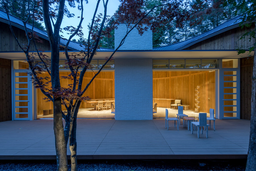 Shishi-Iwa House di Shigeru Ban Architects | Alberghi