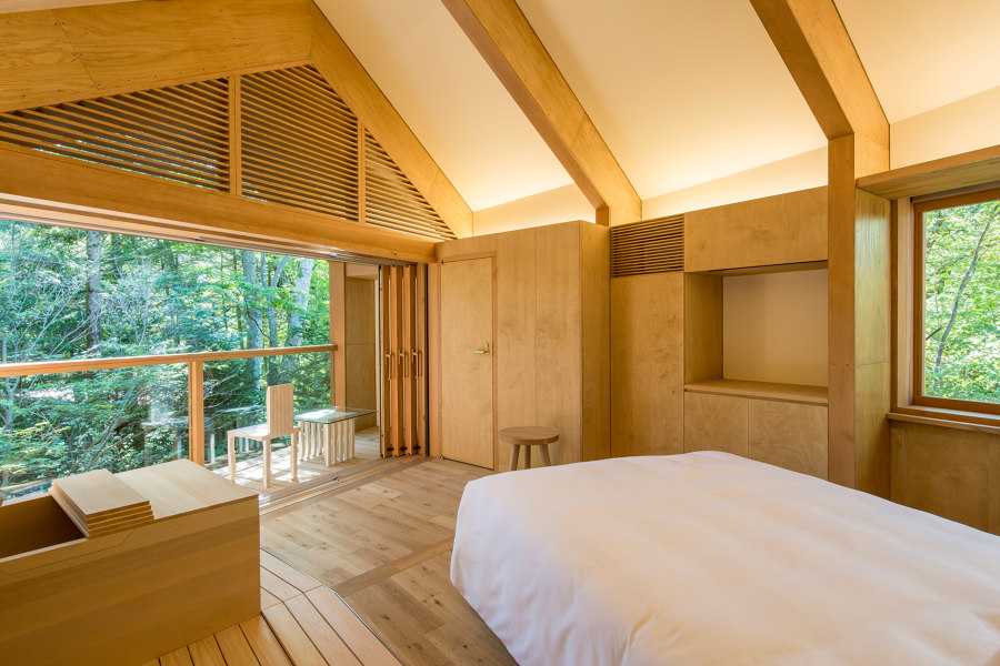 Shishi-Iwa House by Shigeru Ban Architects | Hotels