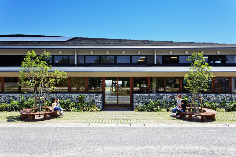YM Nursery de HIBINOSEKKEI + Youji no Shiro | Jardins d'enfants/crèches