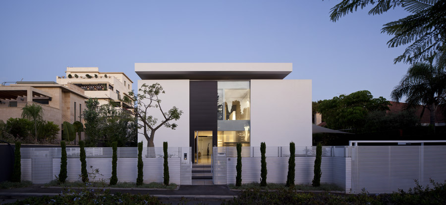 Contemporary Bauhaus on the Carmel de Pitsou Kedem Architects | Casas Unifamiliares