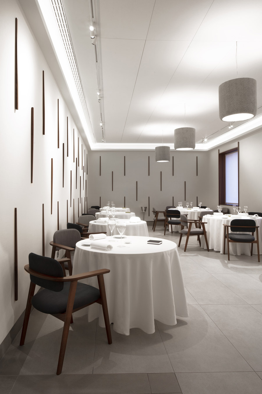 Il Luogo di Aimo e Nadia de Vudafieri-Saverino Partners | Diseño de restaurantes