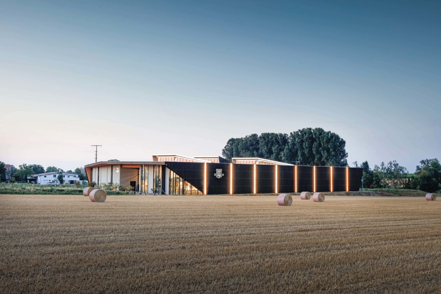 Weingut Nett by Architects Collective | Industrial buildings