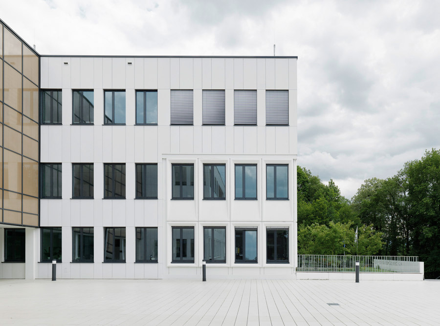 Akademisches Gymnasium Salzburg by Rieder | Manufacturer references