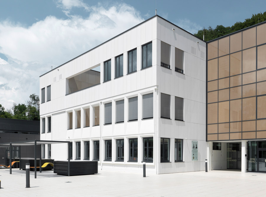 Akademisches Gymnasium Salzburg by Rieder | Manufacturer references