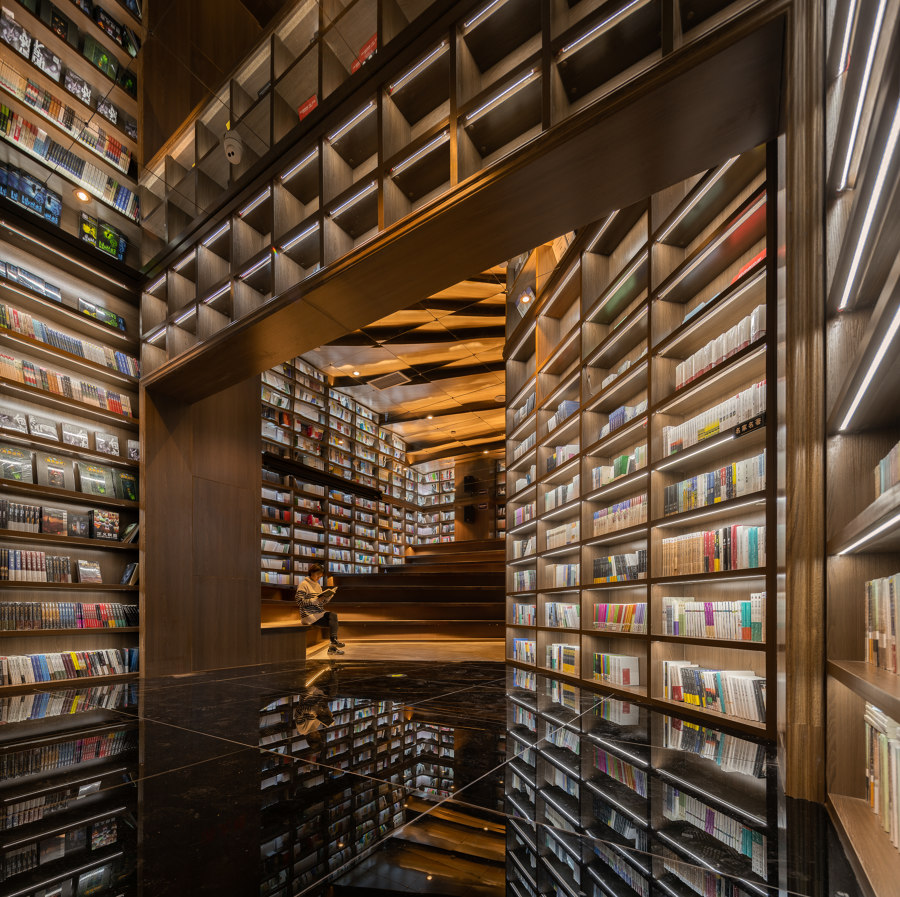 Guiyang Zhongshuge  Bookstore de X+Living | Diseño de tiendas