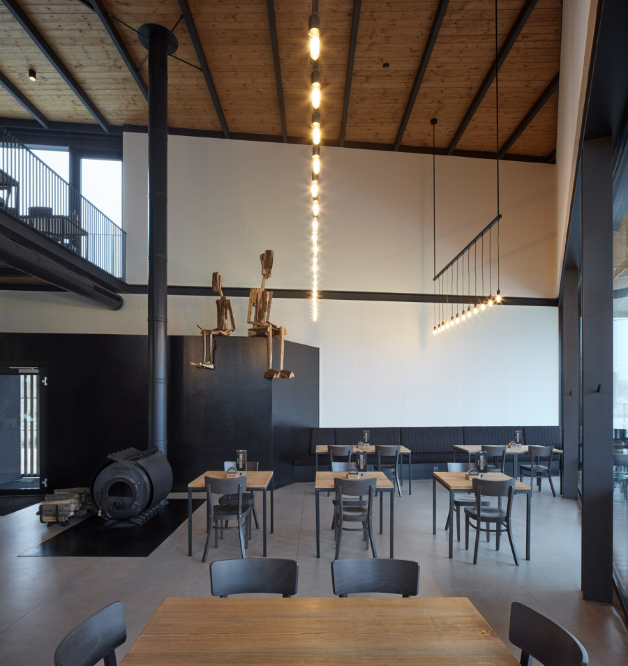 Hostivar H2 – Brewery with restaurant and bakery by ADR | Industrial buildings