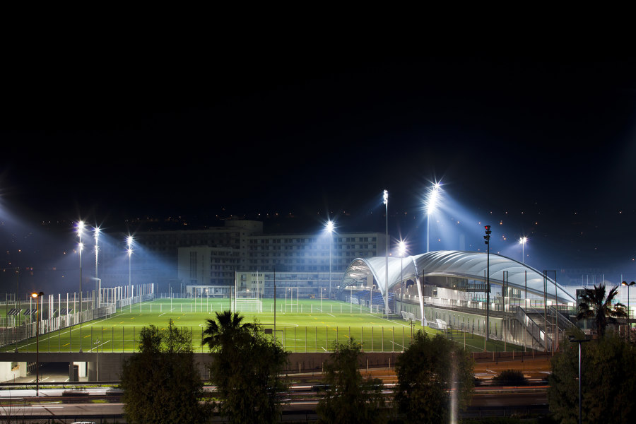 Léo Lagrange Stadium de archi5 | Instalacione deportivas