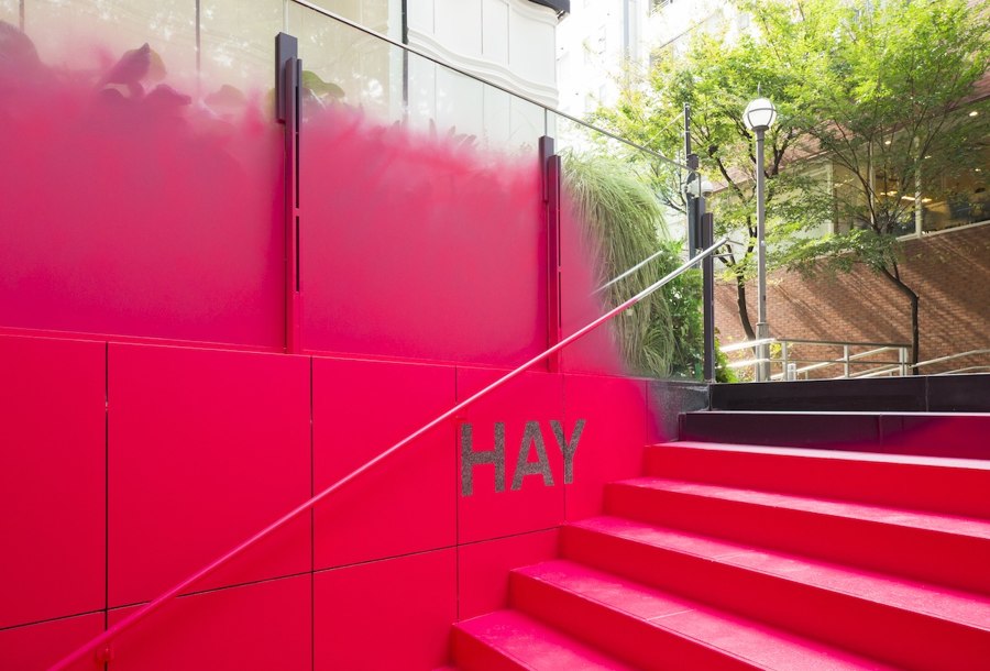 HAY pop-up store in Tokyo de Schemata Architects | Diseño de tiendas
