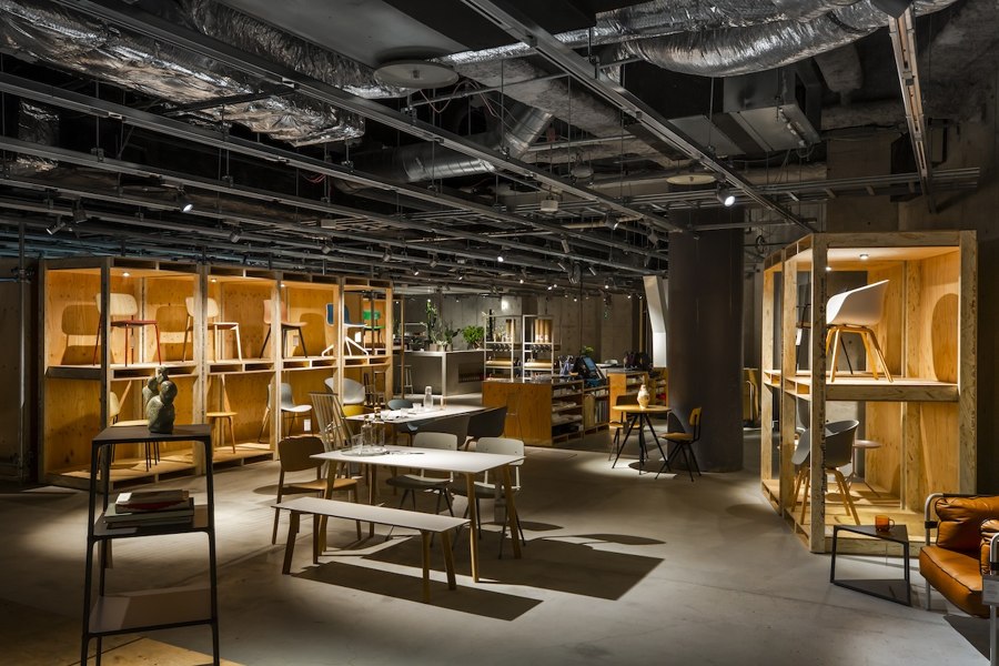 HAY pop-up store in Tokyo de Schemata Architects | Intérieurs de magasin