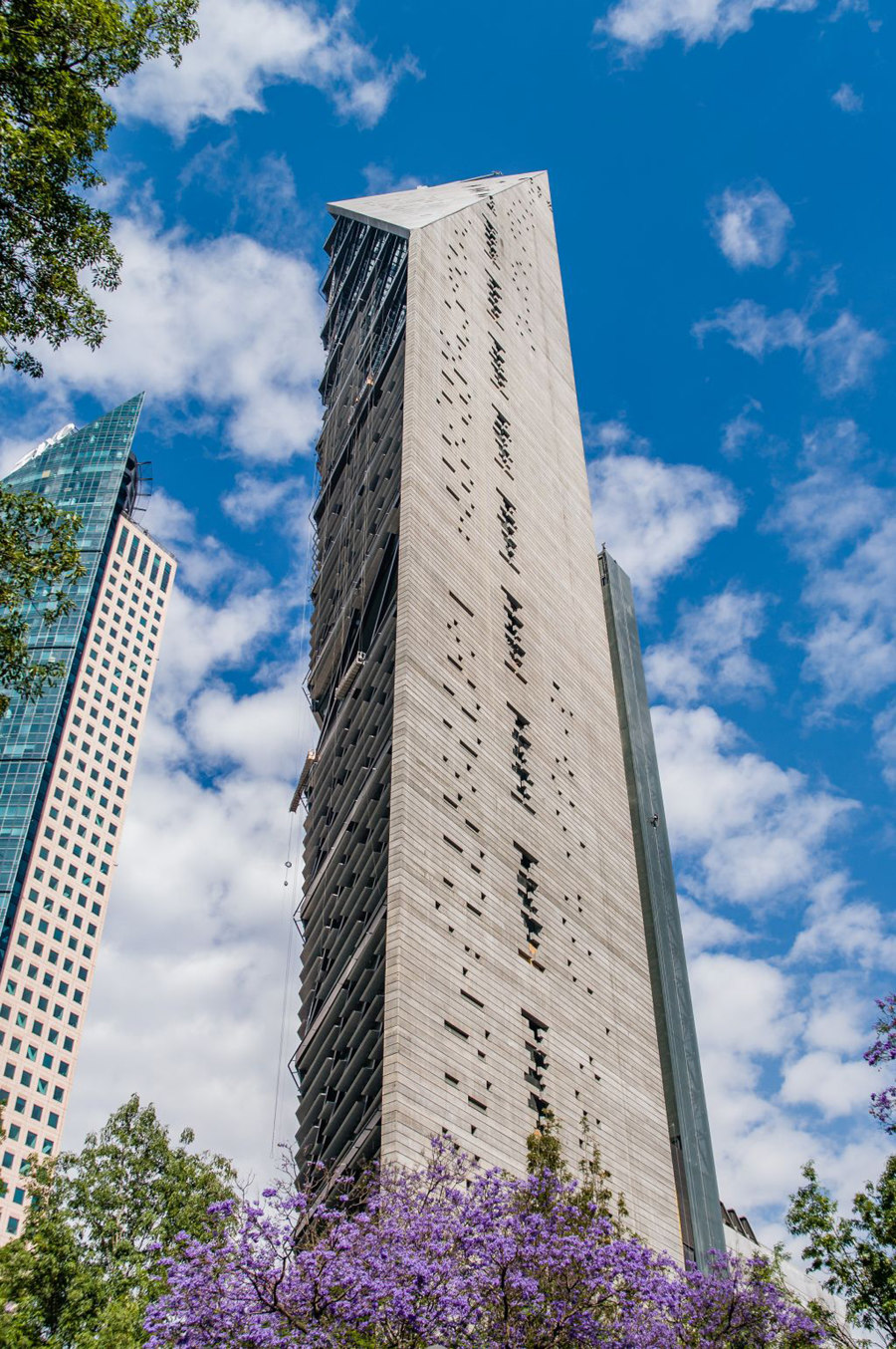 Mexico | Torre Reforma | WÖHR Multiparker 740 |  | Wöhr