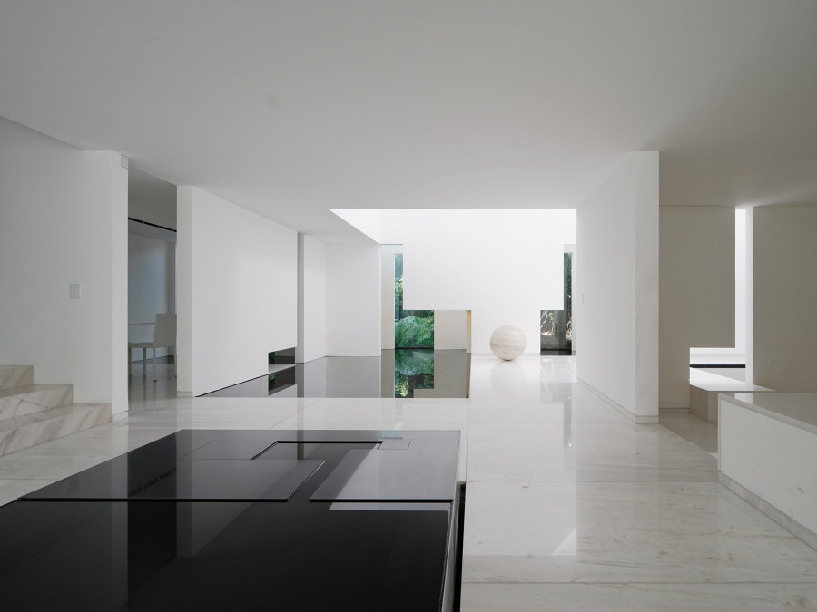 Rombo IV by Miguel Angel Aragones | Detached houses