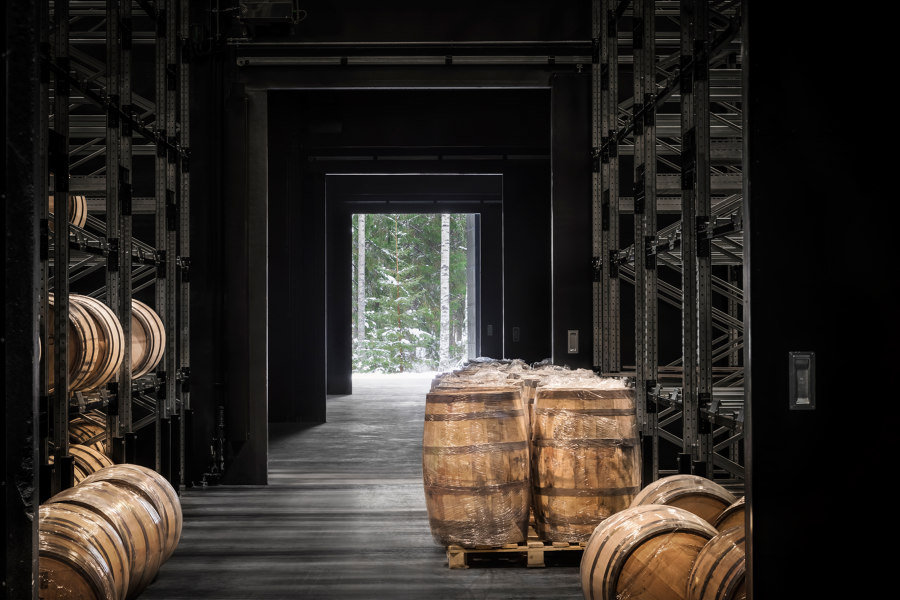 Kyrö Distillery Barrel Storage di Avanto Architects | Industie edilizie