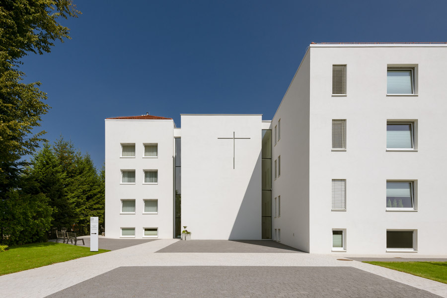 Monastery of the Sisters of St. Francis de PORT | Édifices sacraux / Centres communautaires