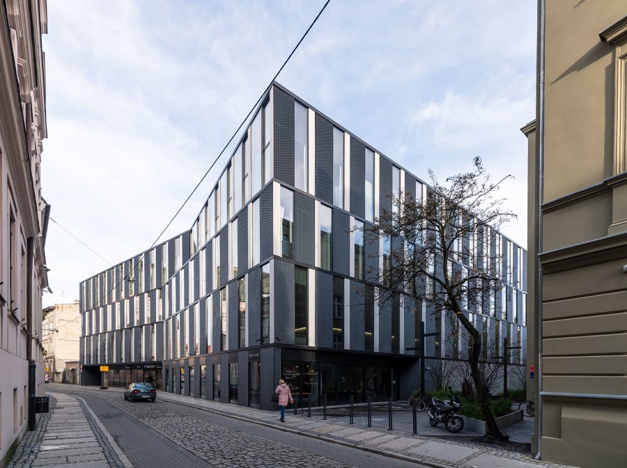 Office Building in Za bramka Street de Ultra Architects | Immeubles de bureaux